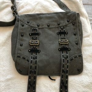 Large crossbody for computer